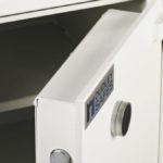 Compact 5K HV door detail thickness