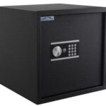 De Raat DRS Protector Domestic DS4040E is a £2000 cash rated safe for the home or office safe with electronic code lock.