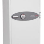 The phoenix safe data commander ds4622e is a data media fire safe for the office, designed to protect digital media and documents from the effects of fire. It is supplied with pull out storage shelves for your boxed information and ready secured by an advanced electronic code lock.