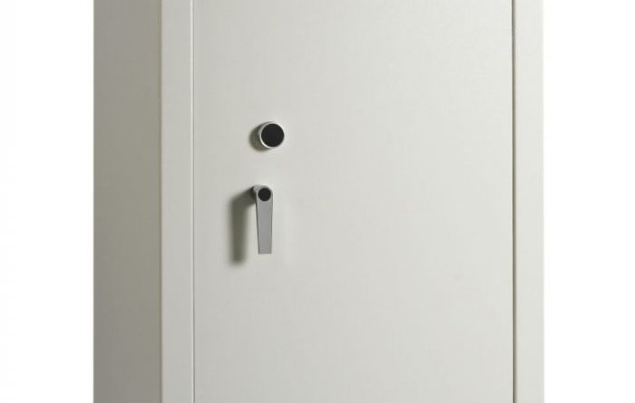 The Dudley Safes Multi Purpose Cabinet MPC4 is a high quality £1500 cash rated security cabinet. Perfect as an office safe or lockable security cupboard for school use. It comes with a high security key lock or can be modified with alternative locks.