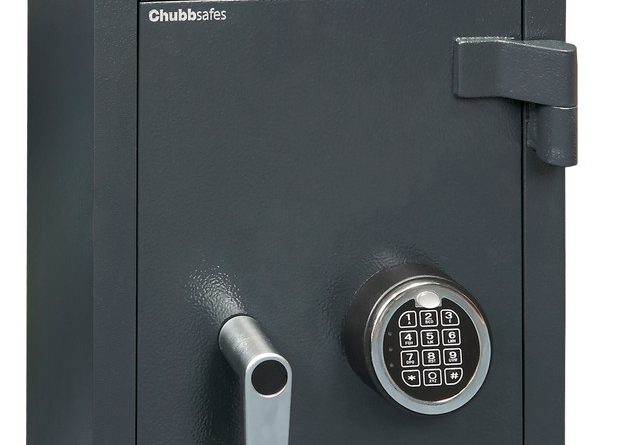 Chubbsafes Omega Deposit 2e with digital lock