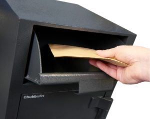Chubbsafes Omega Deposit hopper deposit in action.