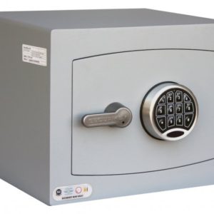 The Securikey Mini Vault silver 1e with electronic lock is a secure security safe for the home or indeed, an office safe. It is £4000 rated, and supplied with one removable shelf. In addition, the safe is Insurance approved.