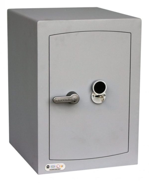 The Securikey mini vault silver 2k is a £4000 rated security safe for the home or indeed, an office safe. It offers good capacity and is capable of base and back fixing with its supplied security bolts. Furnished with 2 shelves and sensor light, it is ideal to install in darkened areas. For convenience is is locked by a key lock and supplied with 2 keys.