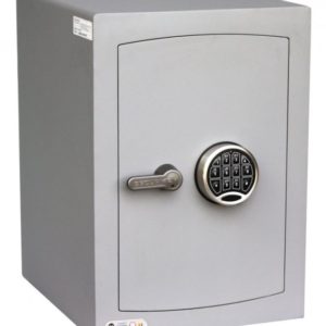 The Securikey mini vault silver S2 2e is a security safe for the home or office safe that comes with a quality electronic lock.