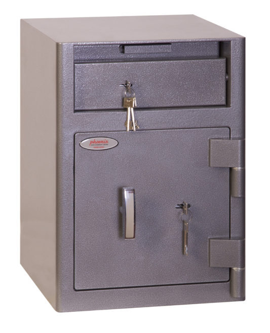 The Phoenix Cashier Deposit SS0990 Series, SS0996 is a £3000 cash rated deposit safe. This comes with a reliable security key lock.