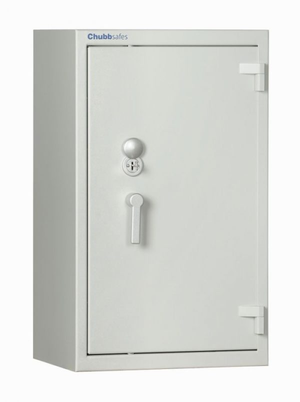 This Chubbsafes Forceguard 240 size 1k is an ideal office cabinet or retail cupboard for cash and valuables. It comes with a high security key lock.