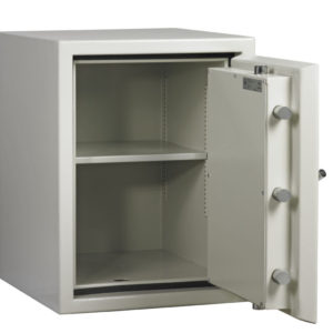 Dudley Safes Europa EUR0-03 showing good capacity.