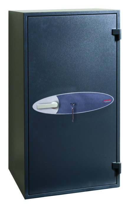 The Phoenix safe Neptune HS1050 Series HS1055K is a euro grade 1 security safe. Often used as a commercial safe, office safe or jewellers safe. Its big, has lots of storage potential and comes ready prepared for base and back fixing. It ses a high security VdS key lock and comes with 2 keys.