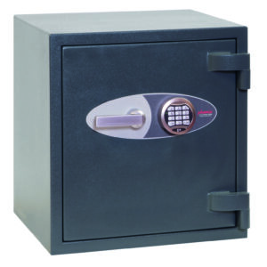 The Phoenix Safe Mercury HS2051E is a euro grade 2 security safe for the home, or used as a commercial safe that comes with electronic code lock.
