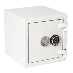 De Raat DRS Prisma Grade 2 1E with electronic lock.