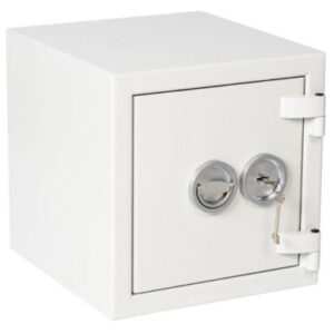 This De Raats Prisma Grade 2 size 1K with key lock is a security safe for the home, Commercial safe or office safe that is a euro grade 2 safe to store up to £175,000 of jewellery. It is £17.500 rated.