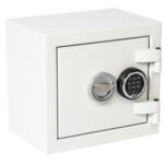 The De Raat Prisma Grade 2 0E is a euro grade 2 security safe that's small enough as a safe for the home or office safe. It even is ideal as a commercial safe too! This model comes with a high quality electronic lock.
