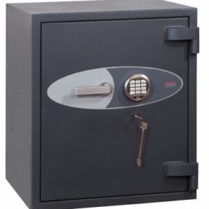 This phoenix safe planet hs6072e is a euro grade 4 security safe that is perfect as a commercial safe, jeweller safe or even a domestic high security safe. If is supplied with electronic and key locking.