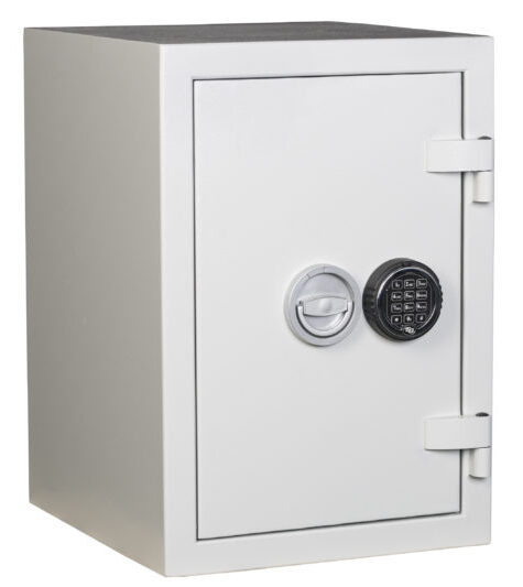 De Raat DRS Prisma Grade 2 2E euro grade 2, £17,500 cash rated security safe with electronic lock. Perfect retailer safe.
