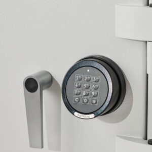 Close up image of the Stellar electronic code lock with option to programme up to 9 user codes.