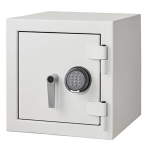 The De Raat Prisma Grade 3 size 1e is a qualty £35,000 rated safe for the home or office safe with electronic combination lock.