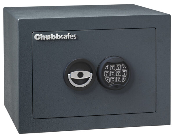 This Chubbsafes Zeta Grade 1 size 25e is a quality security safe with electronic code lock.