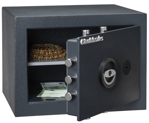 The Chubbsafes Zeta Grade 1 size 25k comes with 3 way locking bolts and perfect as a security safe for the home.