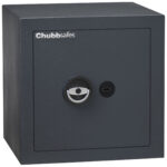 The Chubbsafes Zeta Grade 1 40k safe is ahigh security euro grade 1, £10,000 security safe for the home, office safe or commercial safe. It comes with 1shelf and features an en1300Class A key lock to secure its door. It is also available in this size with an electronic code lock.