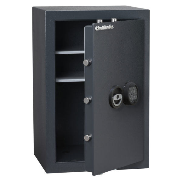 Chubbsafeszeta euro grade 1 size 65e security safe showing 3 way moving bolts. It is a tough commercial safe.