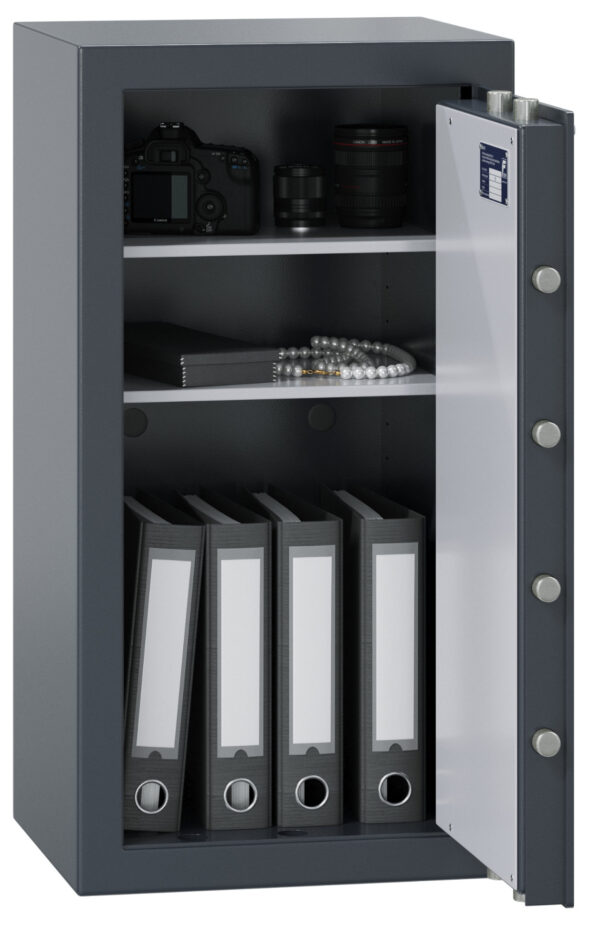 Zeta Grade 1 size 80e security safe for the home or office safe showing 3 way bolt work.