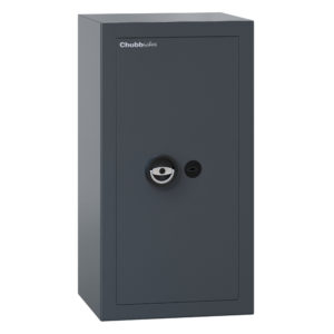 The Chubbsafes Zeta Grade 1 80k is a high quality euro grade 1 security safe for the home, office safe and commercial safe for cash and valuable items. It comes with height adjustable shelves and uses a high quality electronic code lock to open its door.