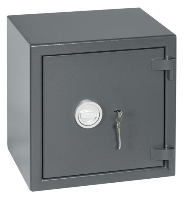 The Keysecure Victor grade 1 3 k is a euro grade 1 security safe for the home, or office safe with £10,000 over night rating. It is suitable to store up to £100,000 of valuables. It comes approved by the insurer and features a key lock with 2 keys.