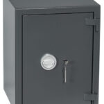 This KeySecure Victor grade 1 size 4 is a security safe for the home that can also be used as an office safe. Perfect for those with watch collections or jewellery up to £100,000 of value. It comes with a high security keylock.