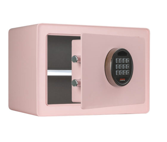 phoenix safe dream 1p with door ajar