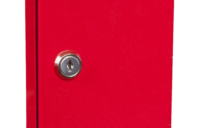 KeySecure Emergency Key Cabinet KS1SF with key lock.
