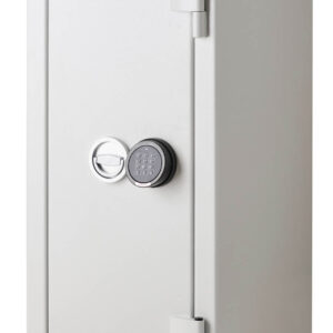 De Raat Prism Grade 2 size 4e security safe. £17,500 rated and suitable as a safe for the home or office safe with electronic combination code lock.