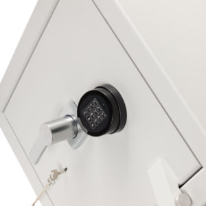 De Raat Prisma Grade 4 £60,000 rated safe showing both electronic and key lock.