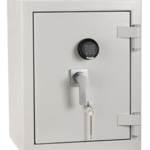 De Raat DRS Prisma Grade 4 size 2ke is a £60,000 cash rated retailer safe, commercial safe or indeed a safe for the home for high risk items. Shown with its door closed with key lock and electronic code lock.