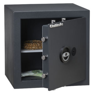 Chubbsafes Zeta euro grade 0 size 40k security safe for the home or office safe with key lock