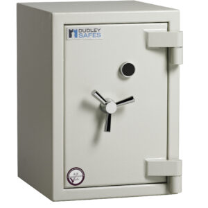 The Dudley Safes Europa Grade 3 EUR3 SIZE 2.5 is a heavy duty £35,000 insurance approved security safe for the home, commercial safe and retailer safe. Its also certified to protect documents from the effects of fire. This comes with one removable shelf and is fitted with a high security key lock. It is also available with an electronic combination lock too.