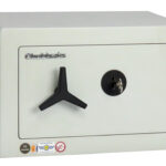The Chubbsafes HomeVault S2 15KL is a £4000 rated security safe for the home or office safe that comes with a quality key lock and 2 keys. Easy to open. Turn the key and then turn the propeller handle to move its steel locking bolts.