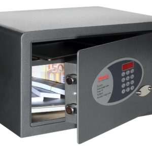 The Phoenix Safes s0312e is a low cost safe for the home or business safe. Ideally used in the hotel, residential or small business for storage of cash, laptops and valuables.