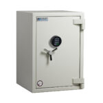 The Dudley Europa eur3 size 4e is a high quality, heavy duty hand built safe. Perfectfor use as a commercial safe for the retailer, office safe and Security safe for the home. Its a fire safe too and features hidden security to deter theift and burglary.. This comes with a proved quality electronic code lock plus, it can be modified to take two locks of your choice.