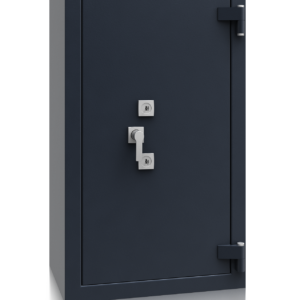 The De Raat Prisma Grade 7 size 4kk is a high security euro grade 7 commercial safe that has £250,000 overnight cash rating, or is suitable for up to £2.5m of jewellery or valuables storage. It is a very secure jewellers safe, business safe and all round security safe for the home. This model comes with two key locks, each with 2 keys.