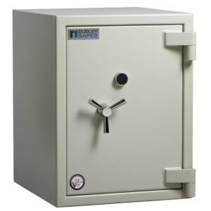 The Dudley Safes Europa Grade 3 size 3 is euro grade 3 insurance approved security safe that is used as a safe for the home and commercial safe and retailer safe. Itsfireresistant for 45minutes and fitted with a class B key lock.