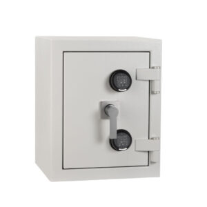 The De Raat Prisma Grade 5 size 1ee is a euro grade 5 commercial safe that is a suitable as a retail safe, general security safe and safe for the home. It has a 30 minute LPS30 fire certificate for paper records. Supplied with twin electronic code locks, it is also available with twin key locks or key and digital locking.