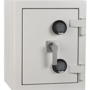 The De Raat Prisma Grade 5 size 1ee is a euro grade 5 commercial safe that is a suitable as a retail safe, general security safe and safe for the home. It has a 30 minute LPS30 fire certificate for paper records. Supplied with twin electronic code locks, it is also available with twin key locks or key and digital locking.