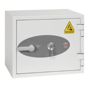 The Phoenix Safe BS1280 Series Battery Titan BS1281K is a £2000cashrated fire safe for charging Lithium-Ion batteries. This comes with ahigh quality key lock and 2 keys.