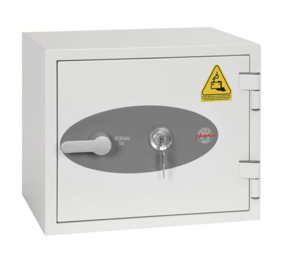 The Phoenix Safe BS1280 Series Battery Titan BS1281K is a £2000cashrated fire safe for charging Lithium-Ion batteries. This comes with ahigh quality key lock and 2 keys.