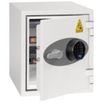 This is the BS1280 Series BS1282F Battery Titan fire safe. Fitted with a double PDU for charging lithium ion batteries. Fitted with a touchscreen code lock and alternative finger print scan lock.