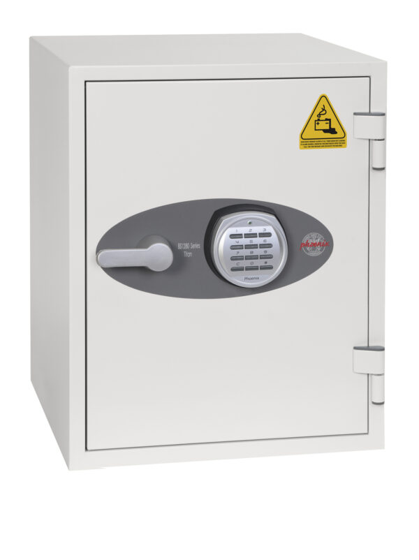 The BS1280 Series Battery Titan BS1280E is a £2000 rated fire safe for the home or office. Fitted with provision to charge Lithium ion batteries and given a 60 minute fire certificate. This comes with an electronic code lock.