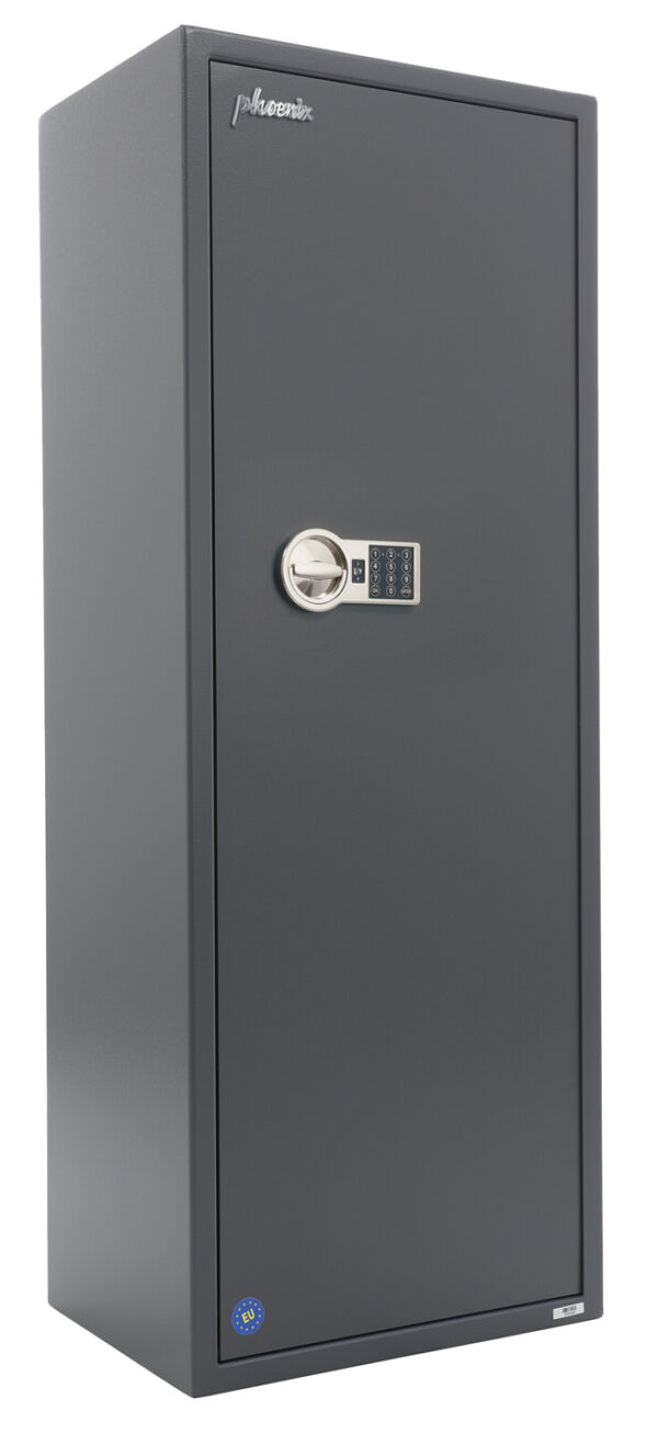 Phoenix Safe Tucana Pro GS8031E for 5 guns. Fitted with ammo box and shelves for cleaning/miscellaneous items. Electronic code lock secures.
