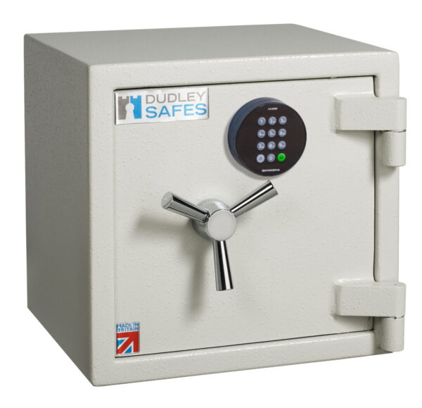 The Dudley Europa Grade 0 EUR0 size 0E & 1E is a £6000 rated euro grade 0 security safe for the home. It comes with ahigh quality electronic code lock.