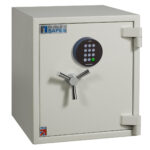 This ia s Dudley Europa Euro grade 0 size 2.5e. Its an ideal shop safe for the retailer or a safe for the home. Fitted with a high quality durable electronic code lock.